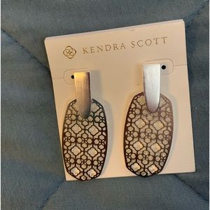 Kendra Scott silver filigree oval earrings